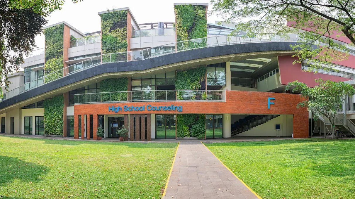 Jakarta Intercultural School (JIS)